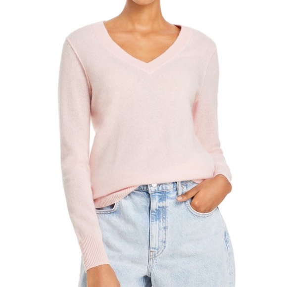 💕HOST PICK💕 AQUA CASHMERE V-NECK SWEATER - Picture 2 of 9